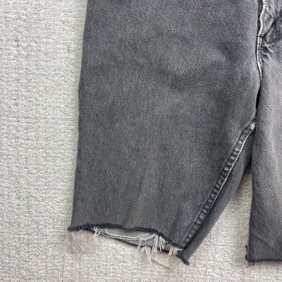 Vintage Levis 531 Grey Denim Shorts Mens 28 Made Canada Cutoff Distressed 90s - Picture 5 of 15